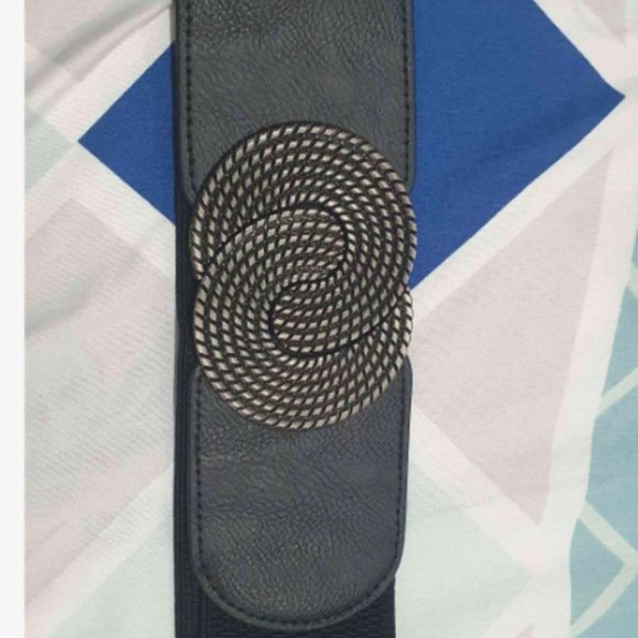 Black Symmetrical Round Buckle Wide Elastic Belt - Picture 5 of 9